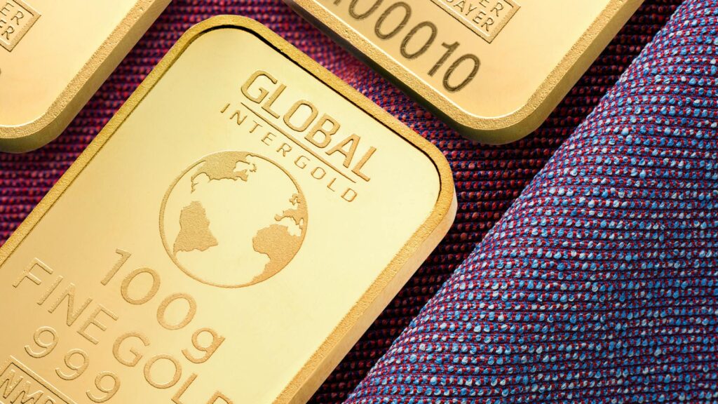 Global Markets Hold Steady Amid Thin Trading and Economic Woes